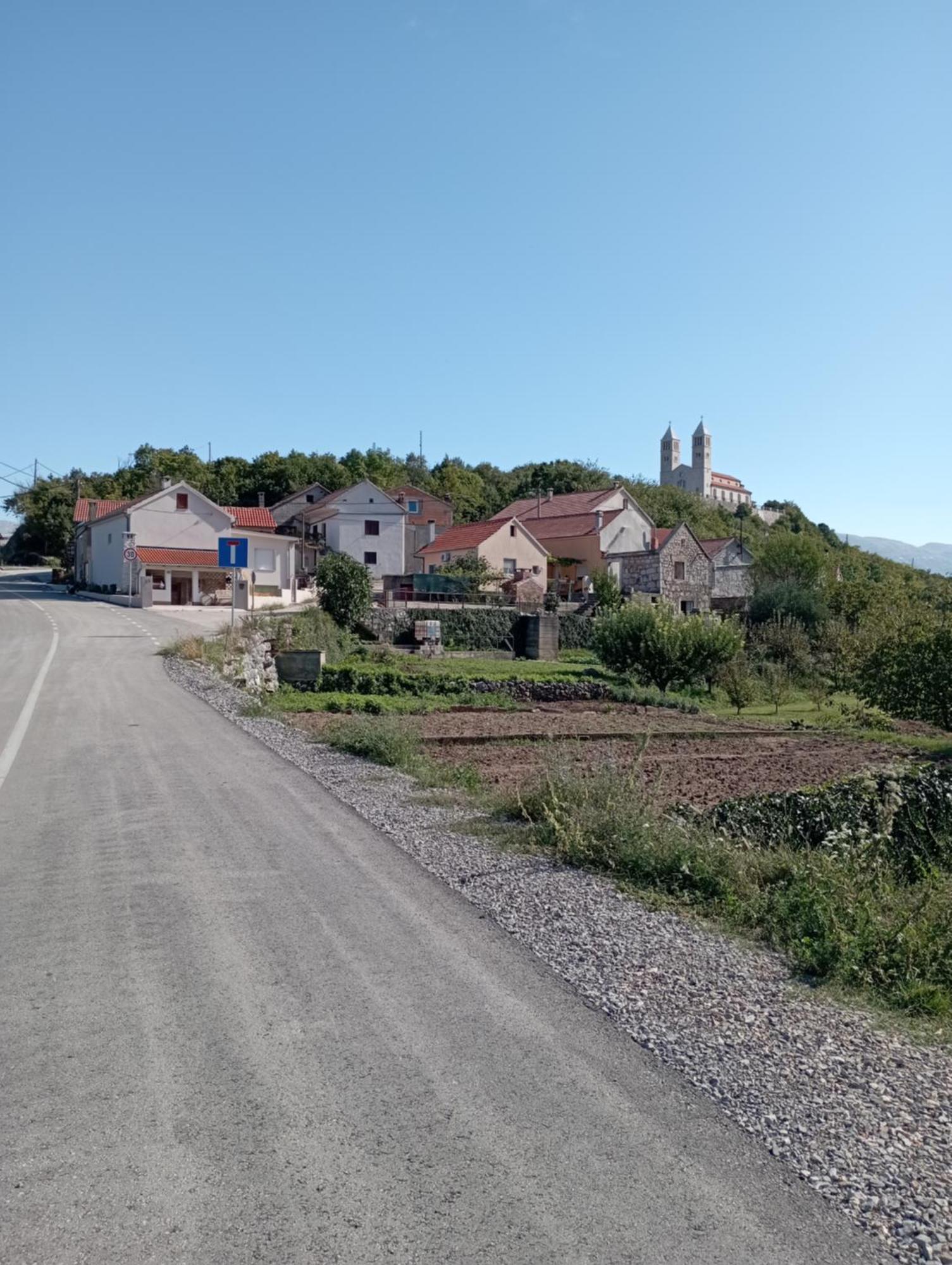 Апартаменты Luce Kijevo Экстерьер фото